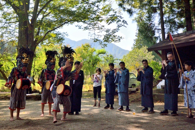 140806_shishimai2014_03